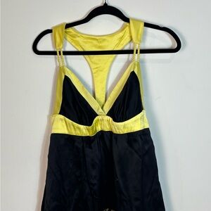 Y2K Yellow and Black Sleeveless Vintage Top